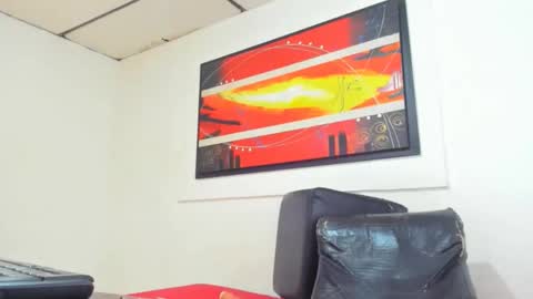 valeriapinkk online show from November 29, 10:45 pm