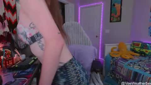 Violet Weatherbee online show from July 9, 1:20 am