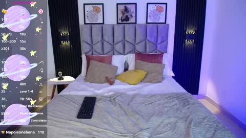 venus_999_ online show from May 25, 10:39 pm