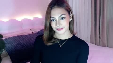 Venus Sunrise Bombshell online show from March 6, 7:14 am