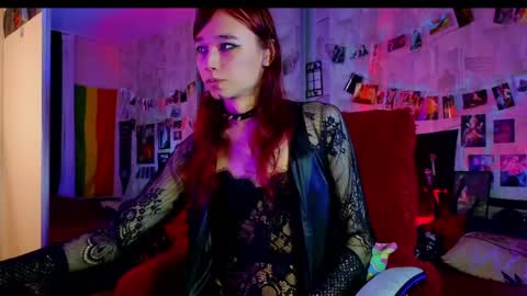 Emiel online show from April 5, 10:30 pm