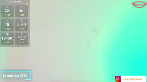 Snapshot of victoriaross1 chatting on February 4, 1:13 am VictoriaRoss online show from February 4, 1:13 am