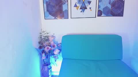 Princess Violet Valerious Follow me IGX violetvalerious online show from October 19, 5:49 pm