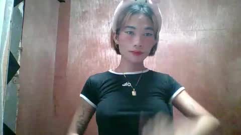 kim online show from April 5, 6:28 pm