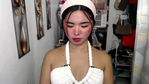voganmarie online show from July 6, 9:38 am