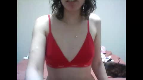 wherezmia online show from April 22, 9:16 am