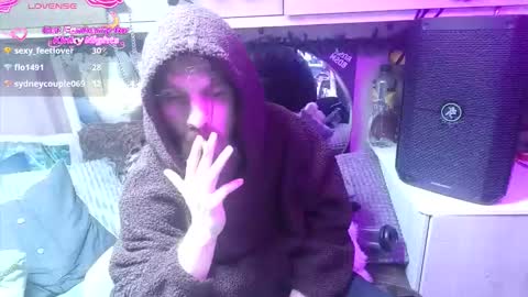 Wilclyde online show from February 23, 9:23 am