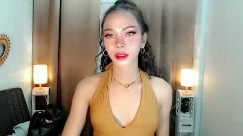 wildhotshemale online show from February 17, 8:55 am