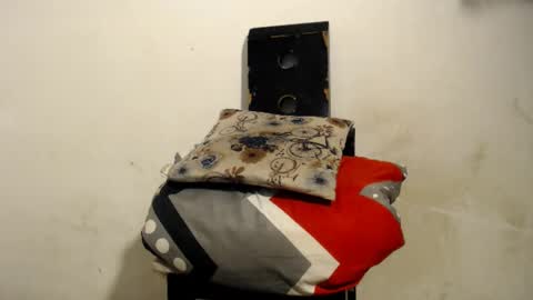 SHENIEL RODRIGUEZ online show from January 17, 9:39 am