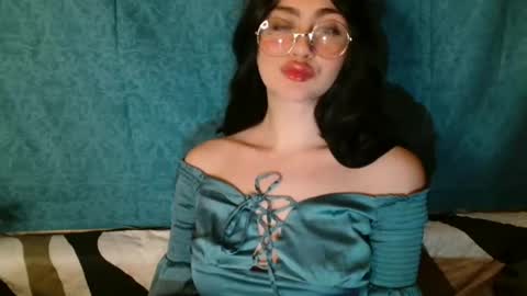 wwwetd222 online show from April 24, 8:01 pm