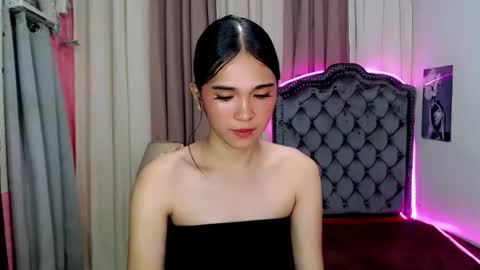 xairah_doux online show from October 20, 4:43 pm