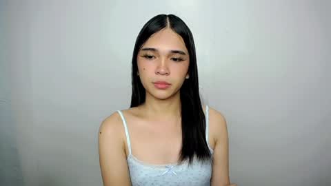 xairah_doux online show from April 28, 2:49 am