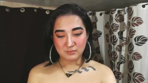 Nira   NOT INTO CHEAP GUYS  online show from January 11, 8:54 pm