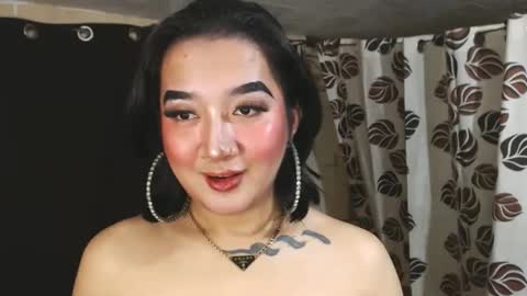 Nira   NOT INTO CHEAP GUYS  online show from February 3, 10:54 pm