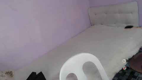 xsabbylicious69 online show from April 6, 4:46 am