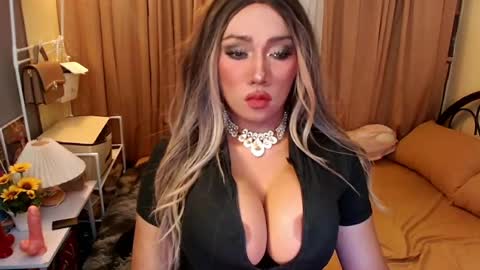 cinddy online show from April 16, 8:15 am