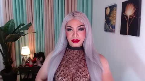 xxeroticdhaliaxx online show from December 18, 6:19 am