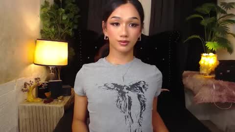 Sophie online show from October 21, 5:03 pm