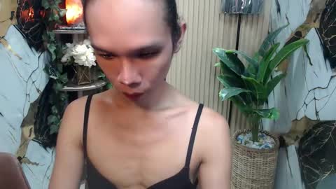 Your Princess Yums online show from December 15, 4:41 am