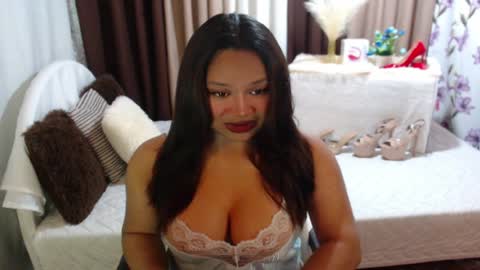 OLIVIA online show from April 3, 3:32 pm