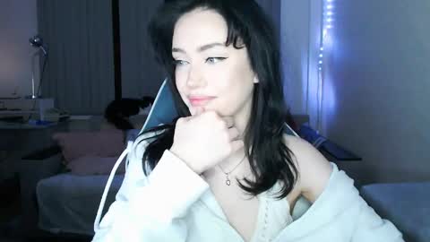 Yami online show from April 23, 10:45 pm