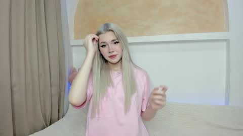 Alice online show from November 26, 5:48 pm