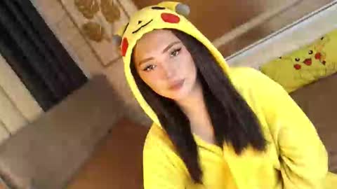 JEN  online show from September 24, 12:33 pm