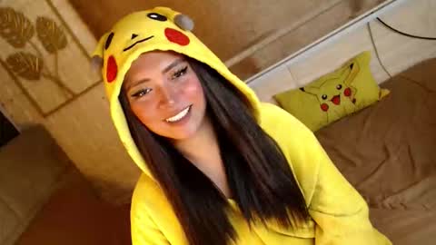 JEN  online show from February 21, 12:41 pm