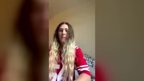 yourdreamcurves online show from July 16, 11:54 pm