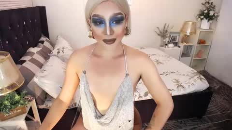 --               online show from November 17, 2:11 am