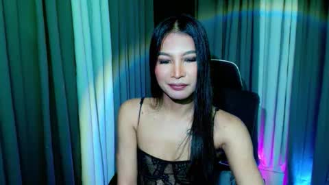 yourprettybella_ts online show from February 9, 7:53 pm