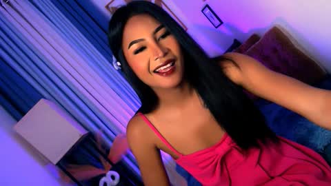 yourprettybella_ts online show from March 30, 6:42 pm