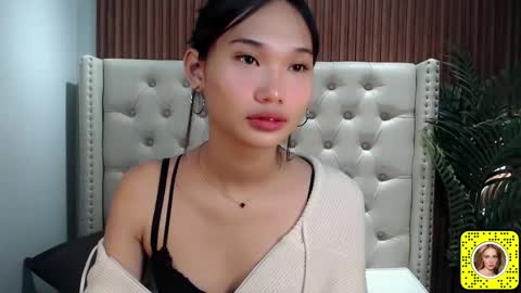 yoursluttyashxx online show from January 5, 6:11 pm