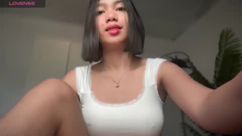 Snapshot of yowginethegreat chatting on December 31, 1:36 am YowgineTheGreat online show from December 31, 1:36 am