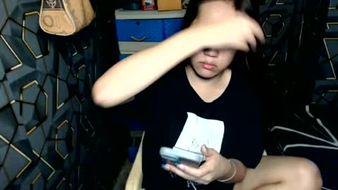 yumi online show from June 18, 5:41 am