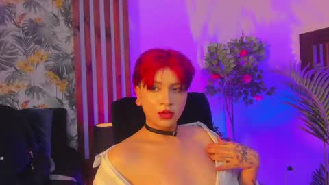 Yuri Kay online show from May 5, 10:16 pm