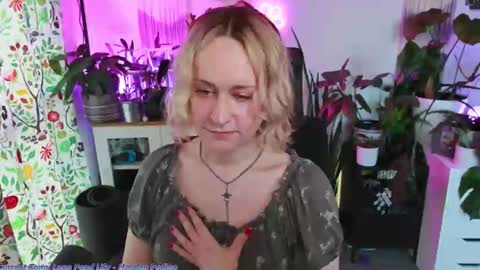 Zoey Ryan online show from January 13, 7:22 pm