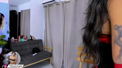 zou_quira online show from April 18, 12:23 am