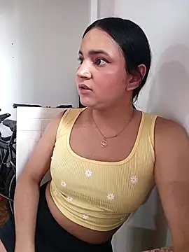 Andrys  online show from April 13, 9:19 pm