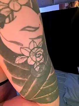 Bonnie vega online show from September 23, 8:15 pm