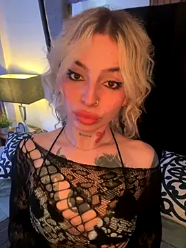 Bonnie vega online show from October 19, 6:33 pm