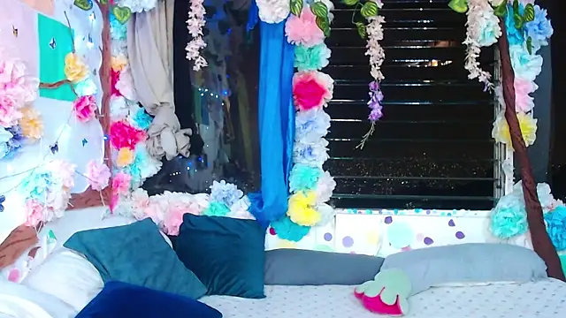 Karly coffe online show from March 5, 6:30 am