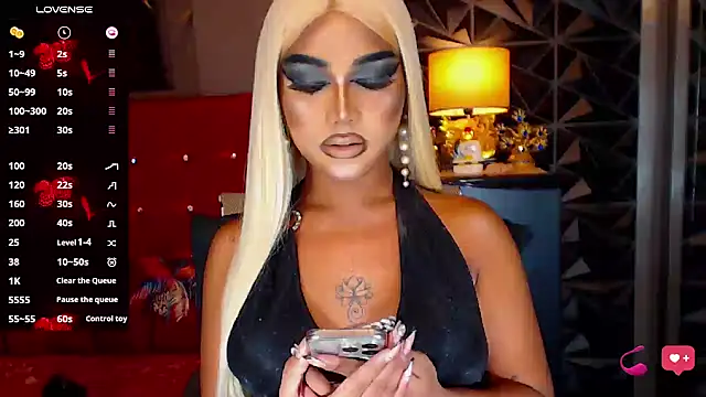 Snapshot of NatalyaFox chatting on December 18, 7:36 am NatalyaFox online show from December 18, 7:36 am