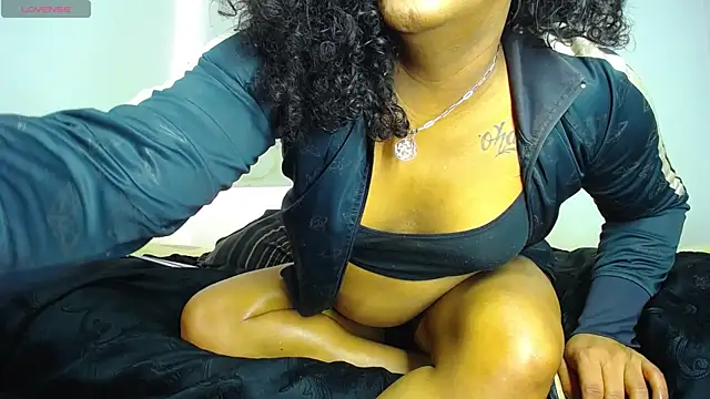 Lya Rousel online show from March 21, 4:29 pm