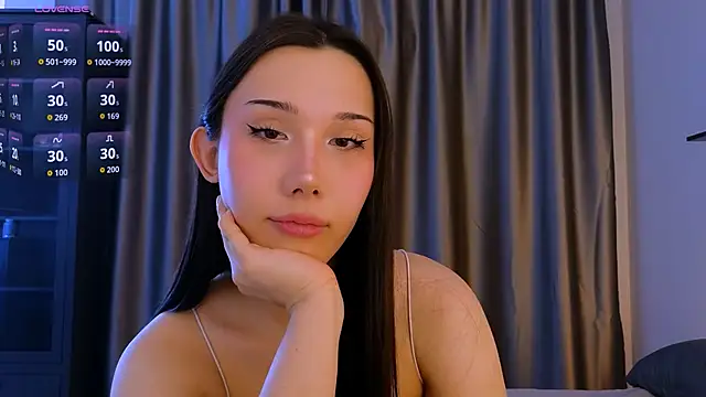 Kaia Sunshine Mia online show from April 11, 9:46 am