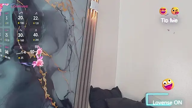 khiara moretti online show from February 27, 11:49 am