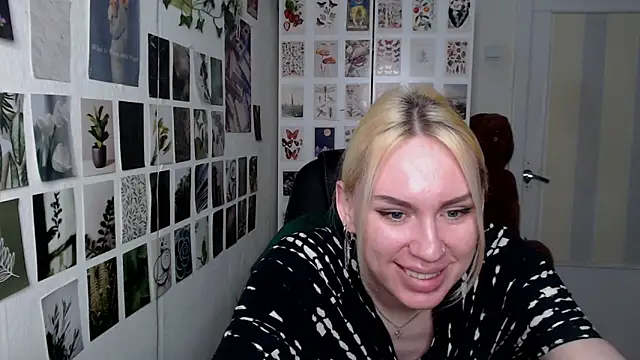 CapriScorpion online show from April 10, 4:35 pm