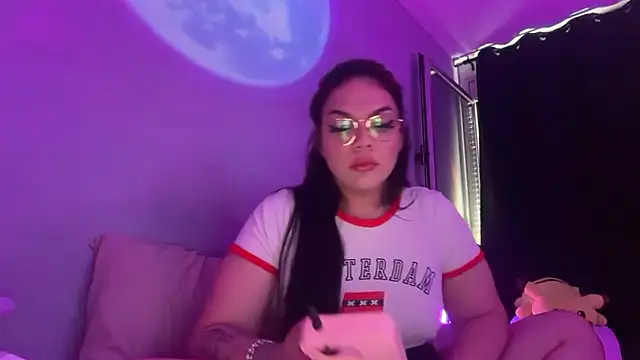 Its MadameGaby online show from May 17, 10:37 am
