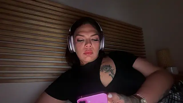 Its MadameGaby online show from July 8, 8:56 pm