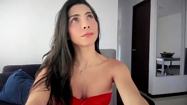 angelturned001 online show from January 18, 7:22 pm